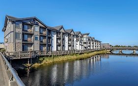 Comfort Inn & Suites by Seaside Convention Center/boardwalk